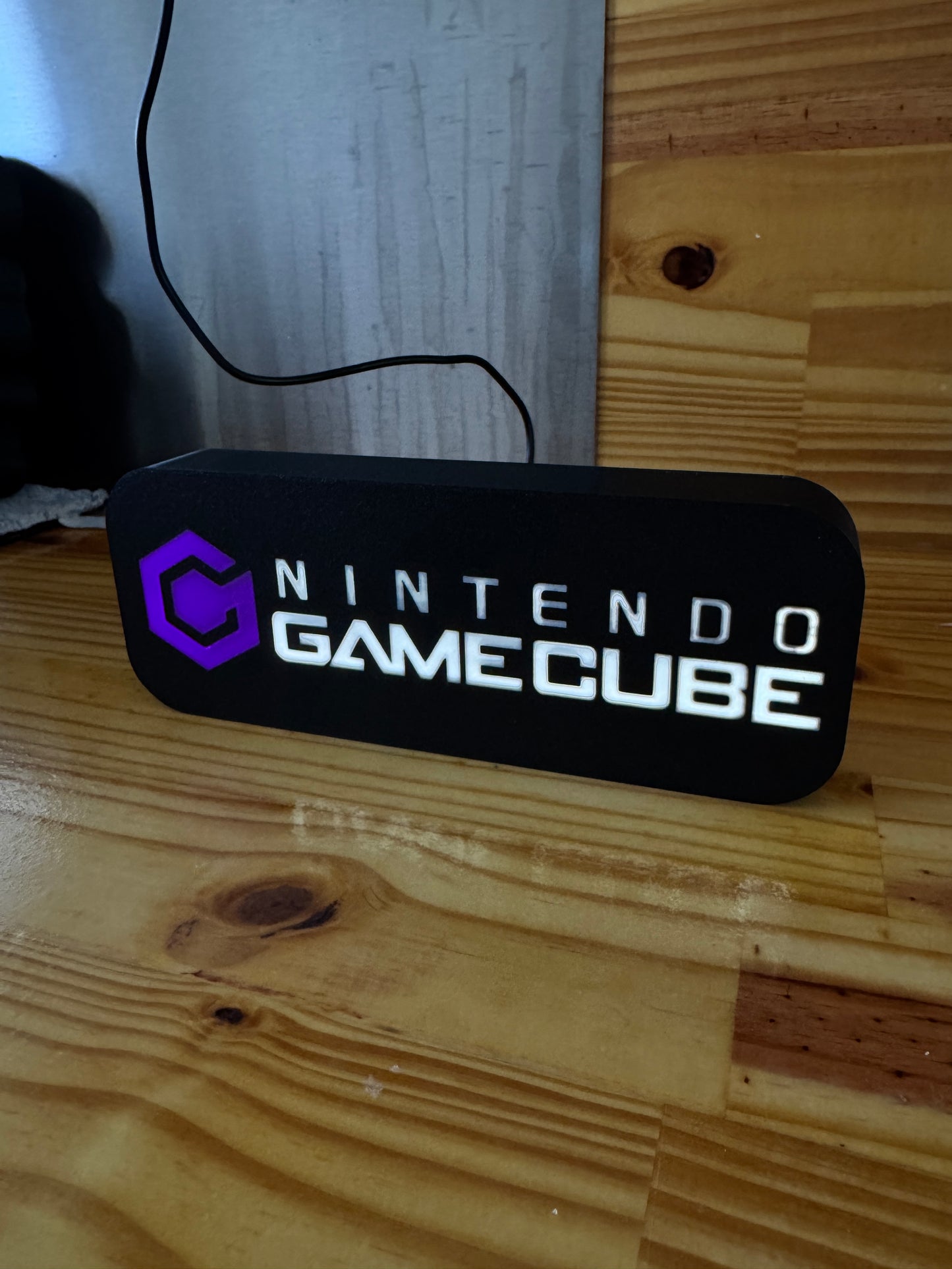 Lampe GameCube - Lightbox 3D LED | Design Noir, Blanc & Violet | USB