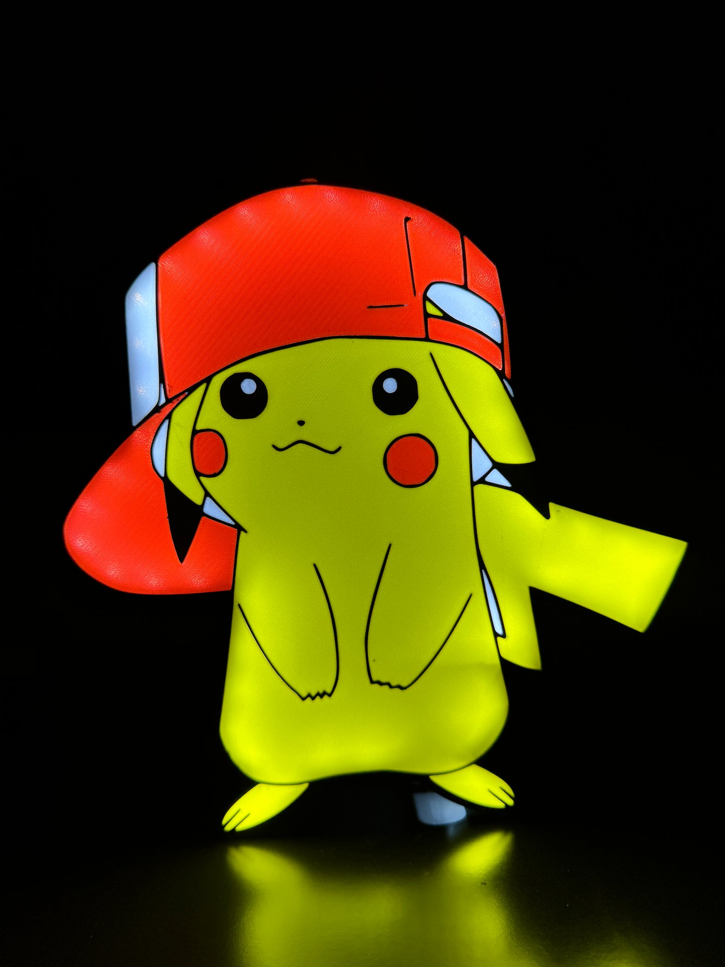 Pokémon-Mützenlampe – 3D-LED-Leuchtkasten | Schwarz-Rot-Weiß-Gelb-Design | USB