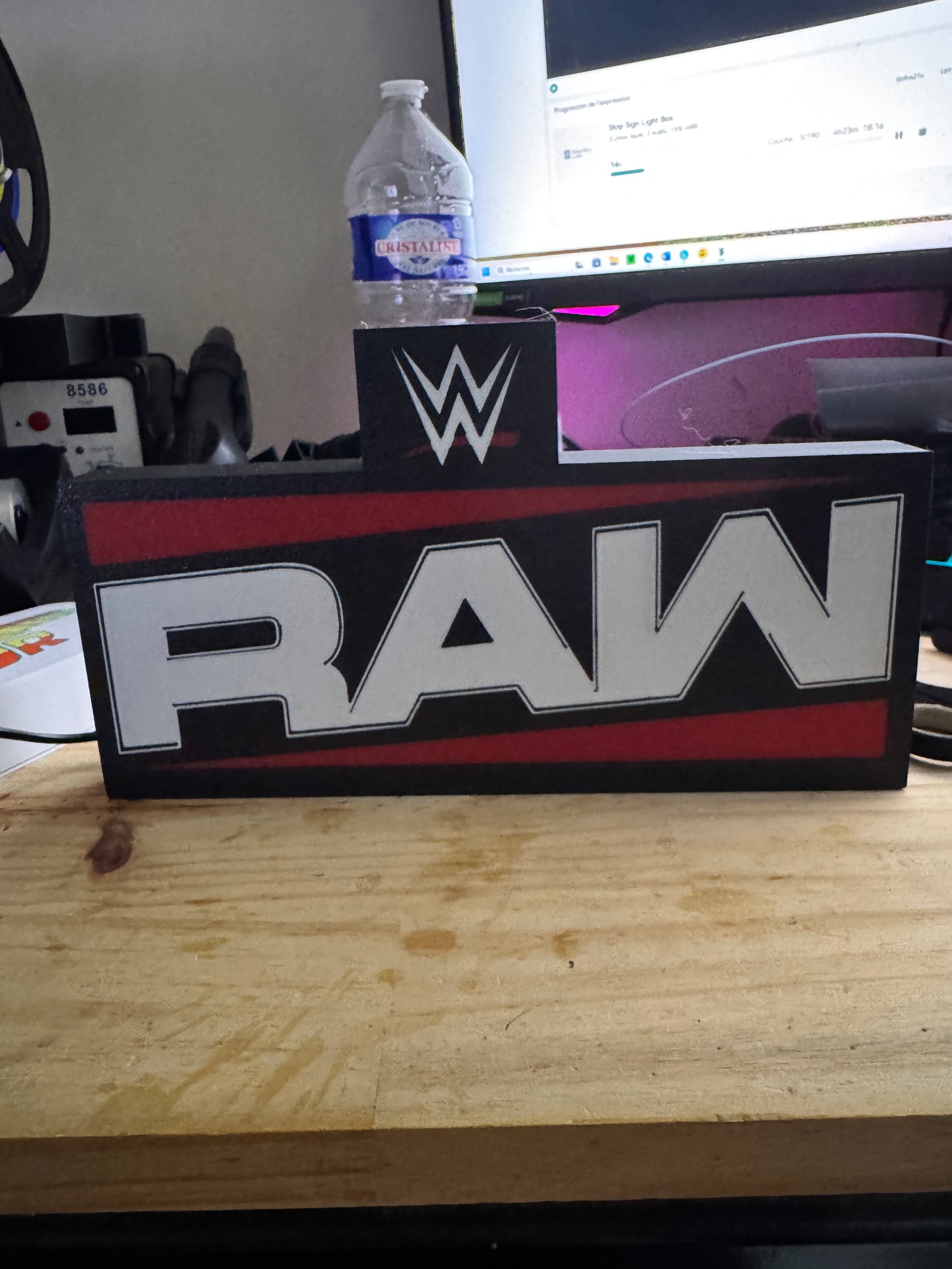 Lampe WWE RAW - Nouveau Logo Lightbox 3D LED | Design Noir, Blanc & Rouge | USB