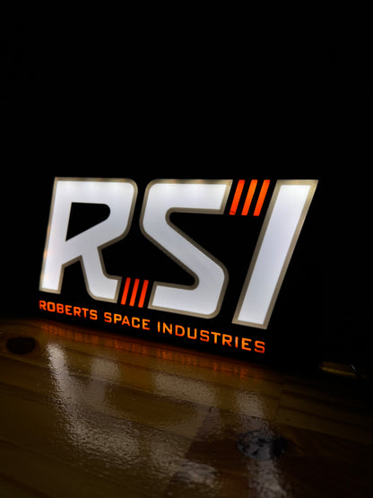 Lampe Star Citizen RSI design industriel
