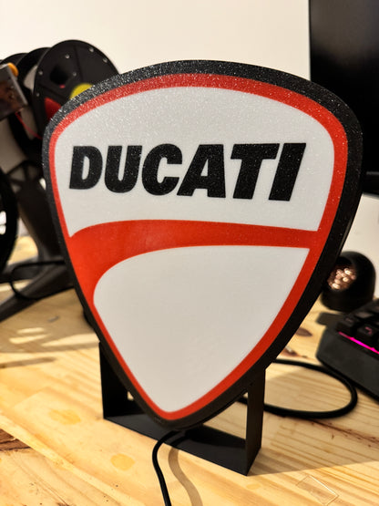 Lightbox 3D design Ducati moto
