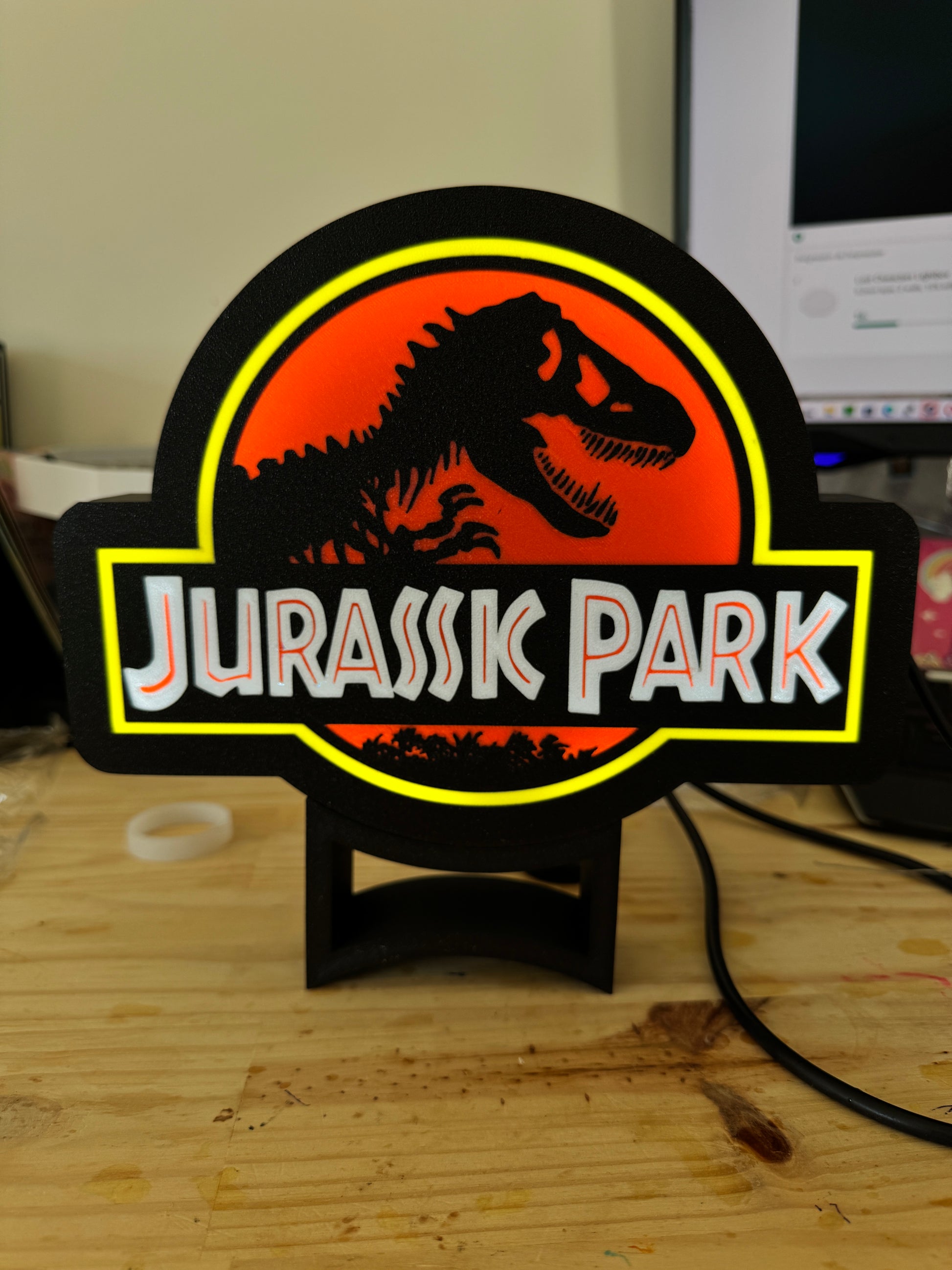lampe 3D inspirée de Jurassik Park pour décoration murale
