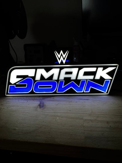 Lightbox WWE SmackDown, ambiance catch et sport.