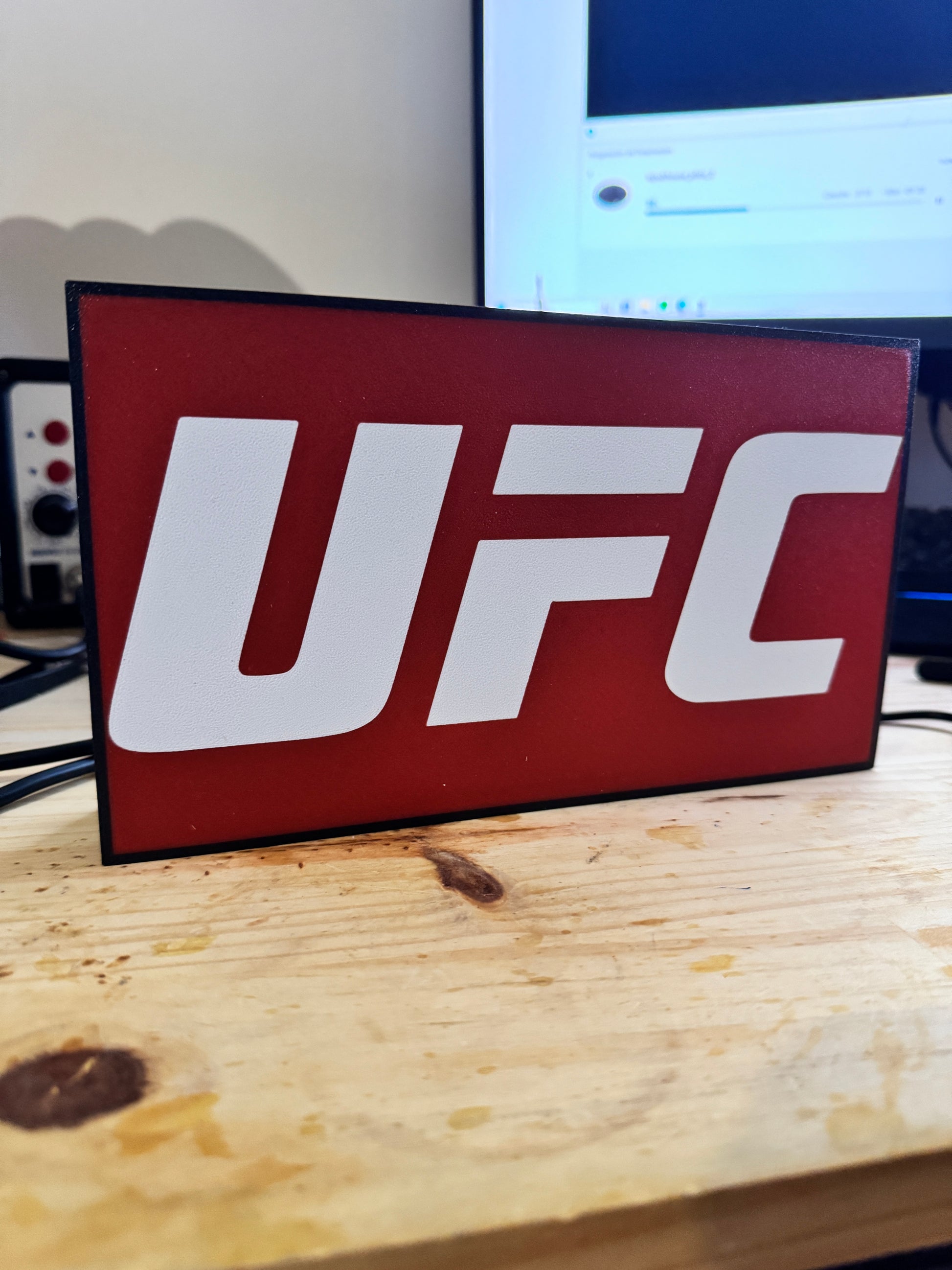 Lampe USB UFC puissante
